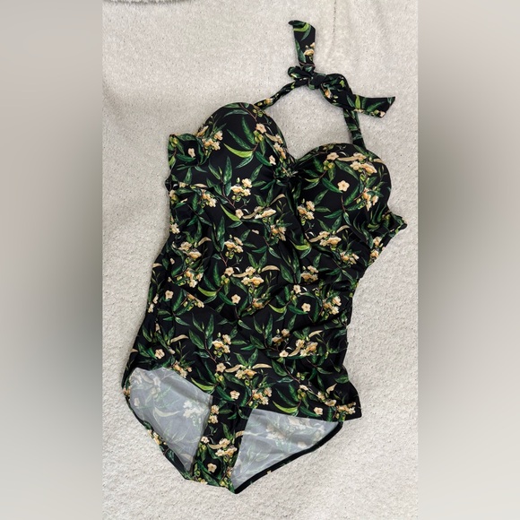 Other - Floral Black Women's Retro Bathing Suit Size XL NWOT